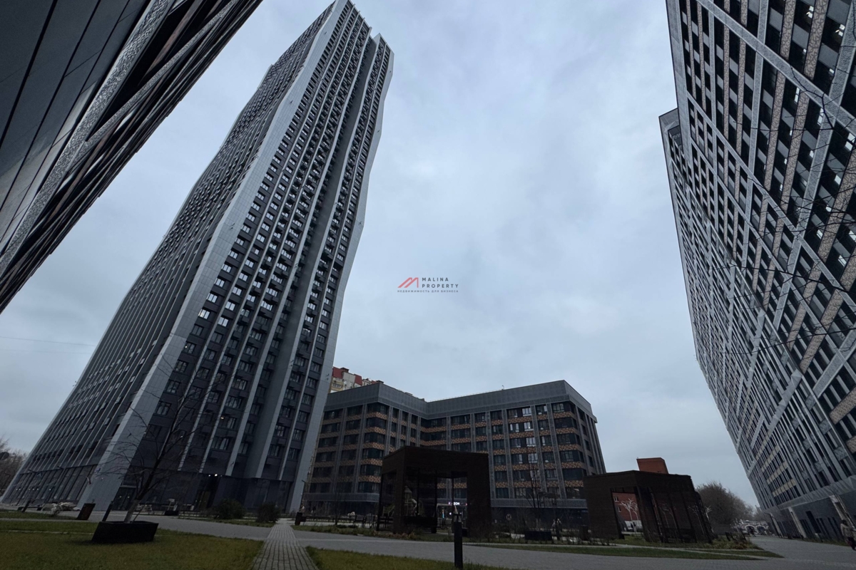 Продажа торгового помещения на Серебрякова