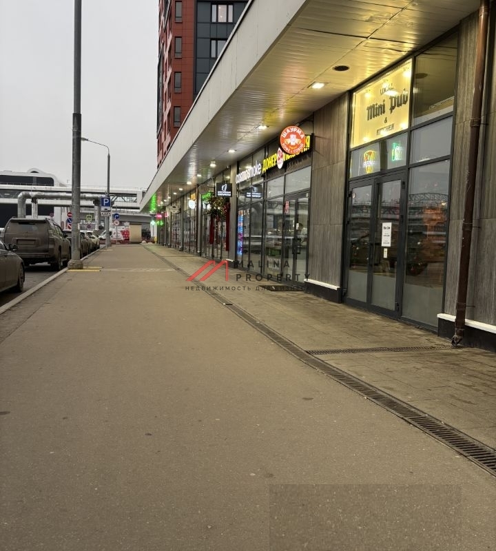 Продажа торгового помещения в ЖК "Парк Легенд" 