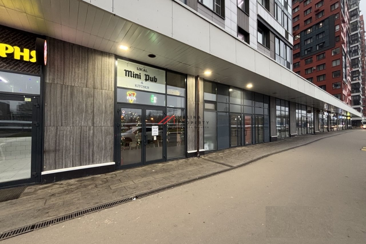 Продажа торгового помещения в ЖК "Парк Легенд" 