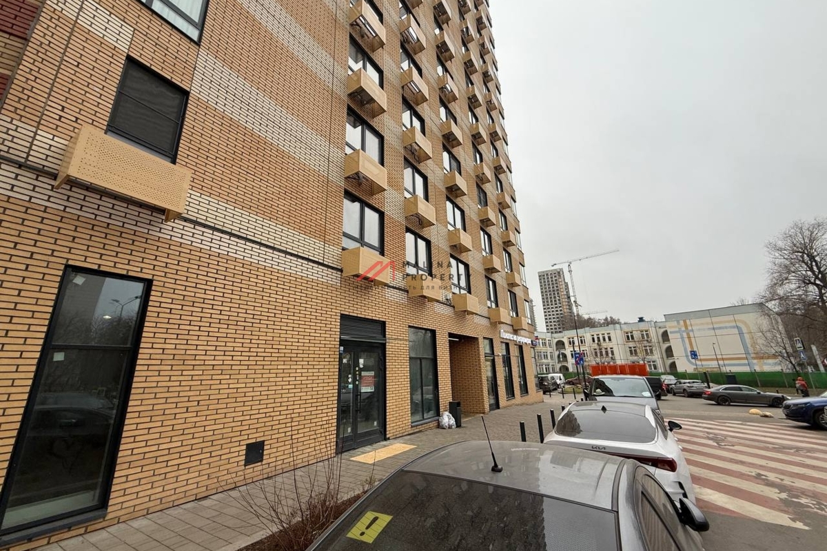 Продажа  помещения  в ЖК "Матвеевский парк"