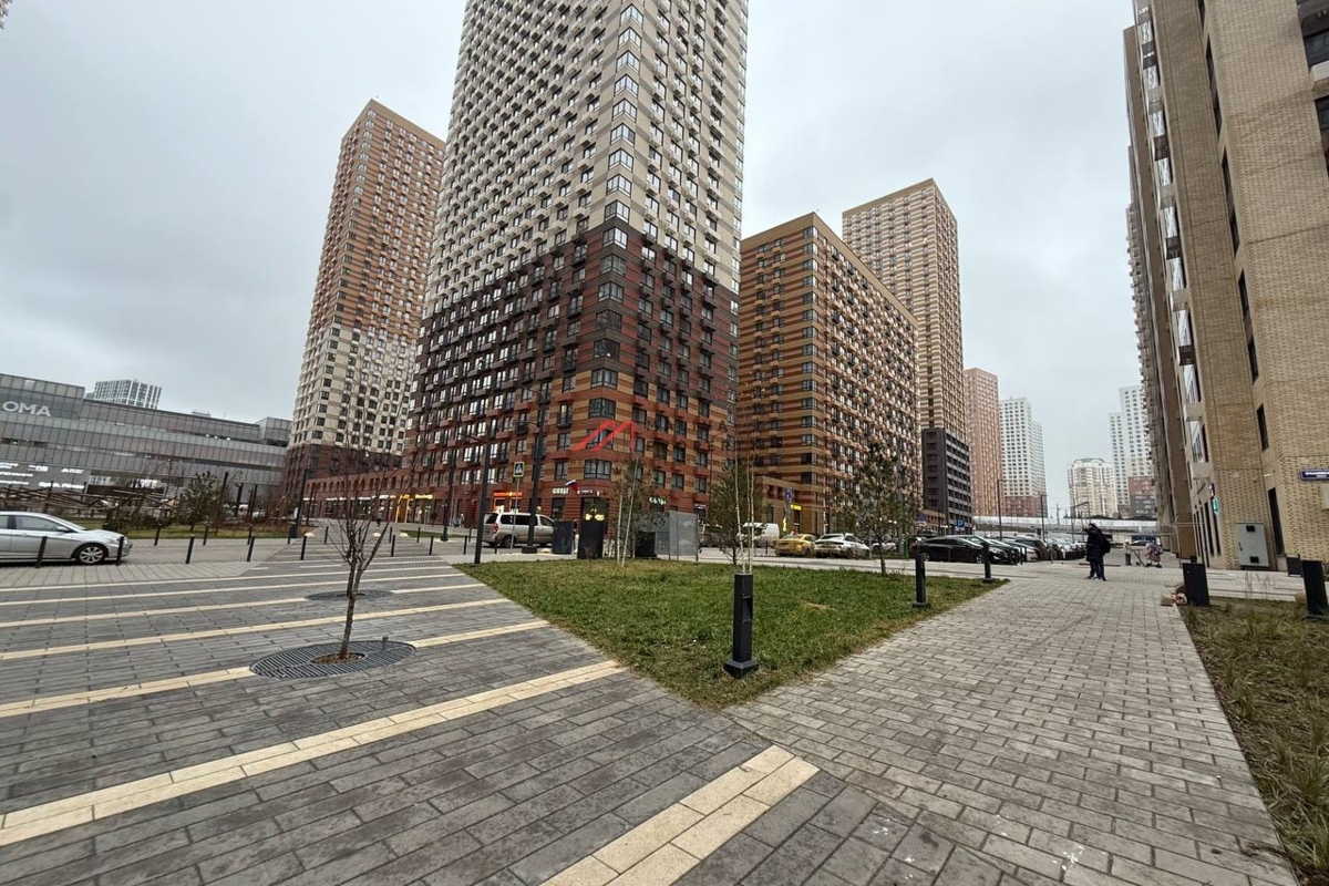 Продажа торгового помещения в ЖК "Матвеевский парк"