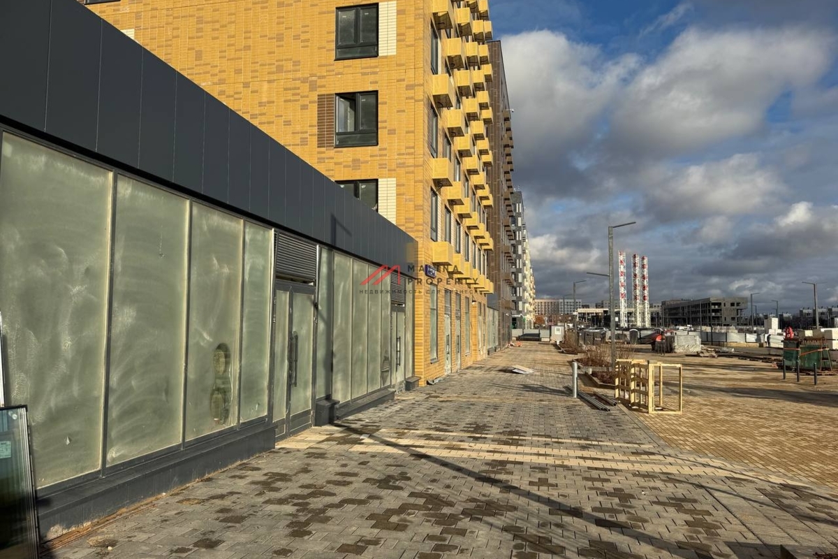 Продажа торгового помещения напротив поликлиники в ЖК Ильинские луга