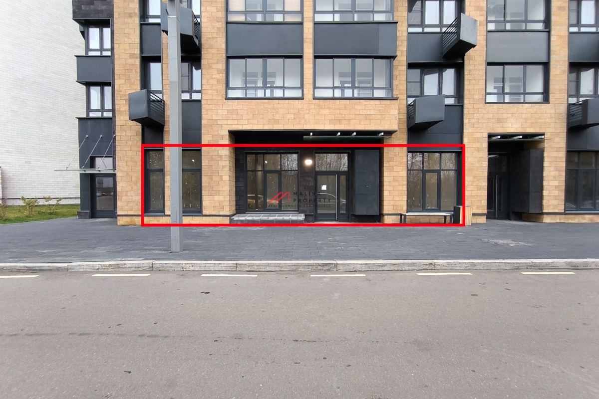 Продажа помещения в новом жилом доме