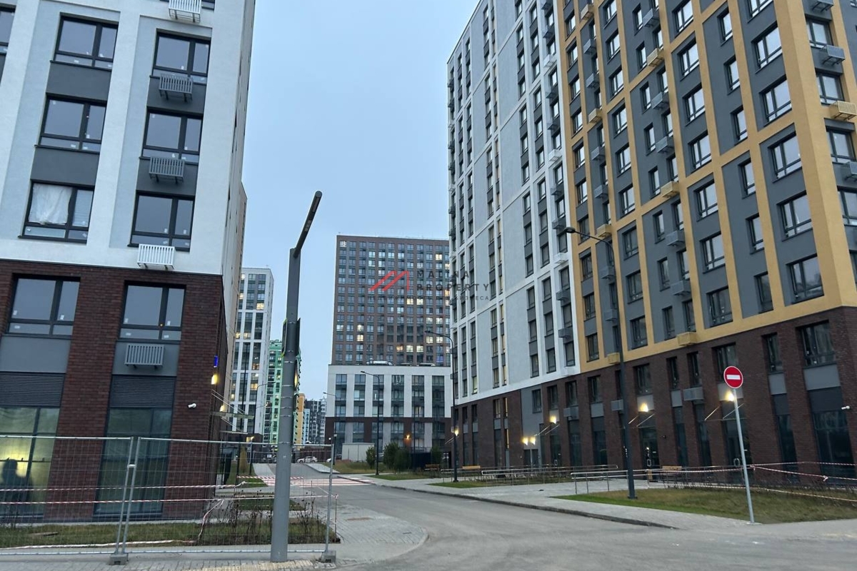 Продажа помещения с арендатором магазин "Магнит" в ЖК Лучи