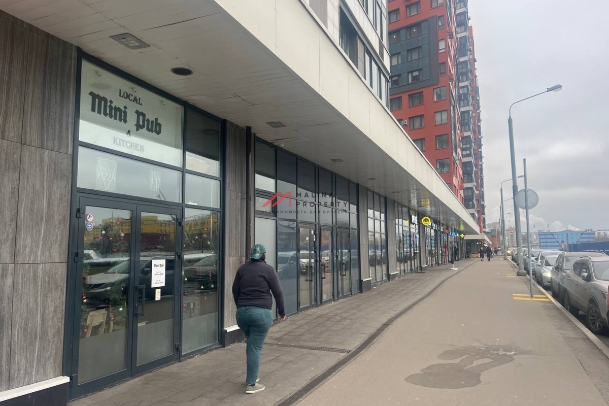 Продажа торгового помещения в ЖК "Парк Легенд" 