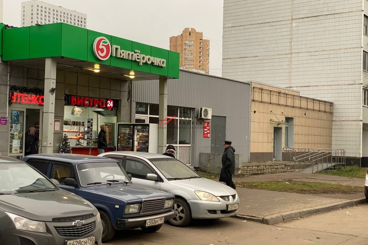 Продажа помещения с сетевыми арендаторами в Москве