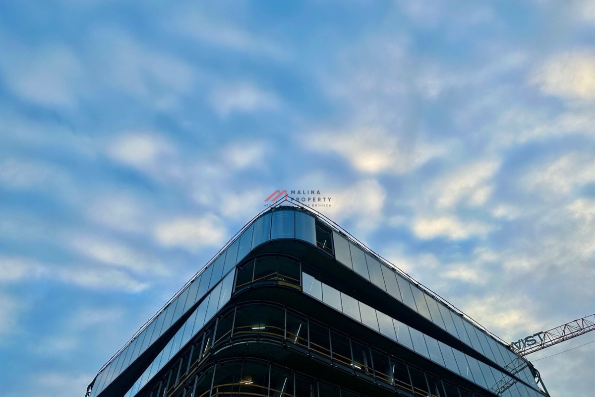 Продажа торгового помещения в бизнес центре Twist