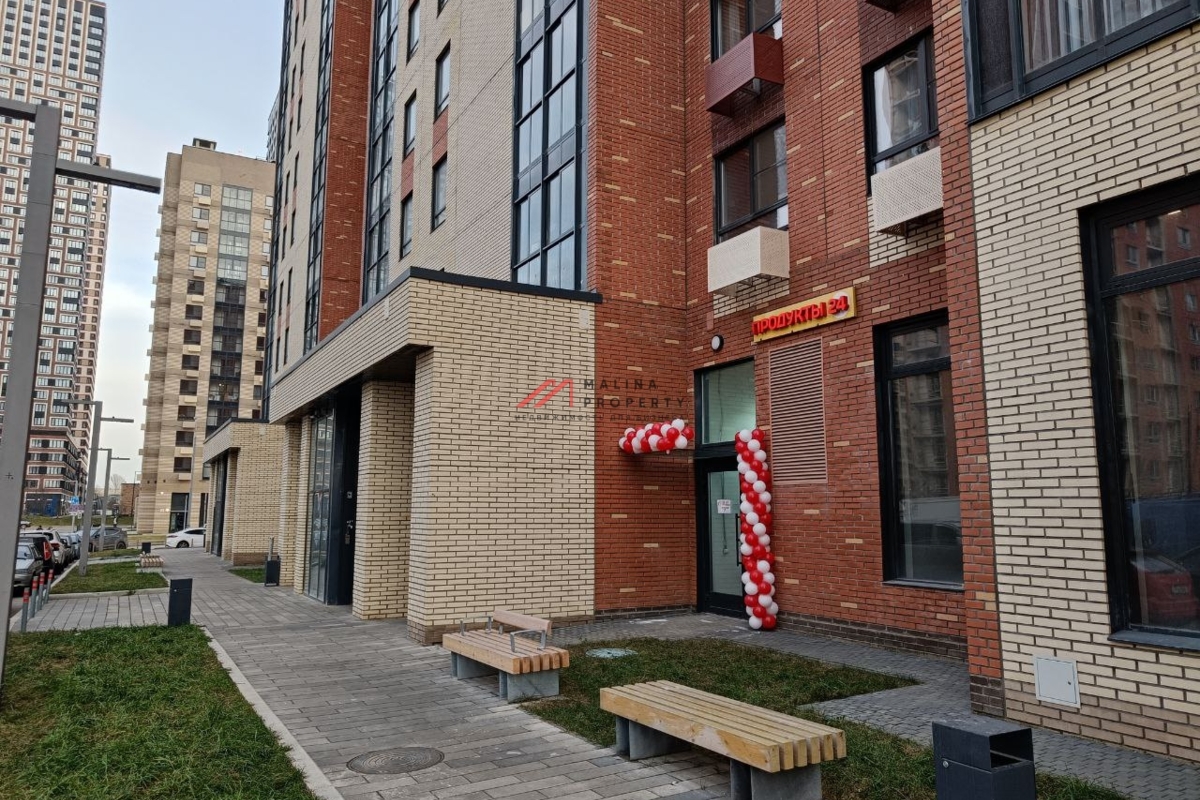 Продажа помещения в новом доме на Амурской