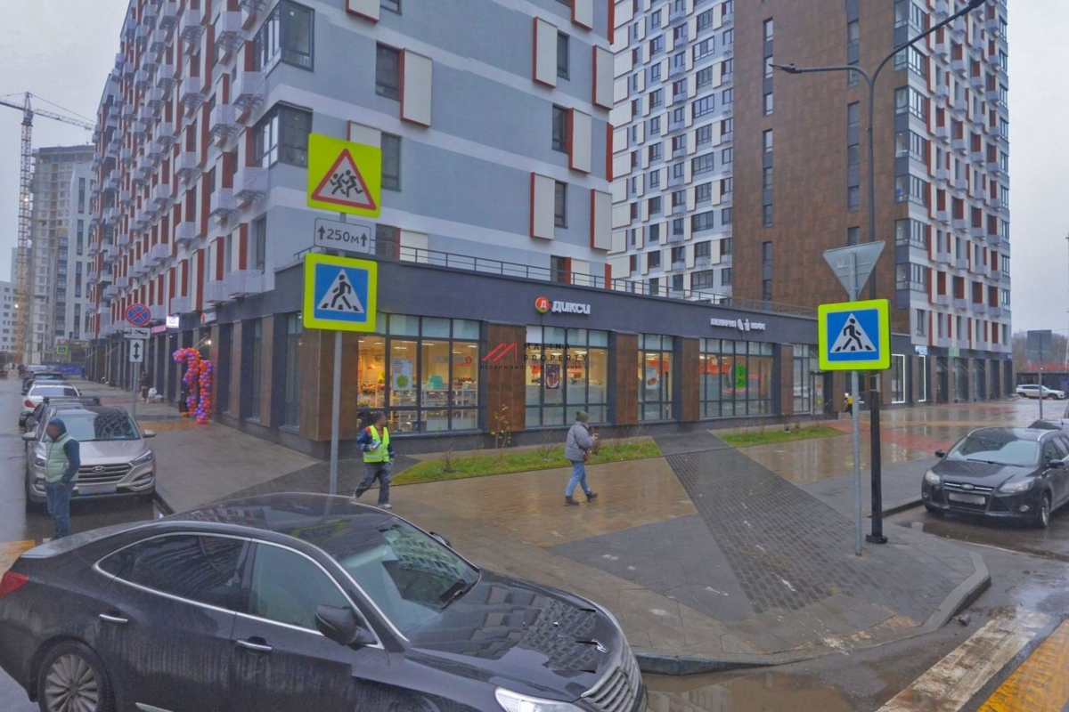 Продажа помещения с магазином "Дикси" в ЖК Бунинские кварталы 