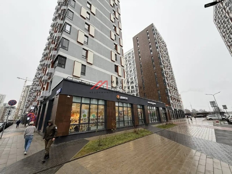 Продажа помещения с магазином "Дикси" в ЖК Бунинские кварталы 