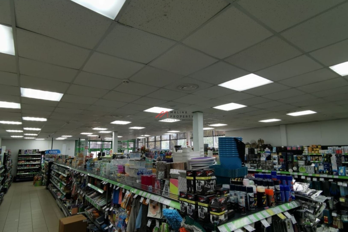 Продажа торгового здания с арендаторами в г. Химки