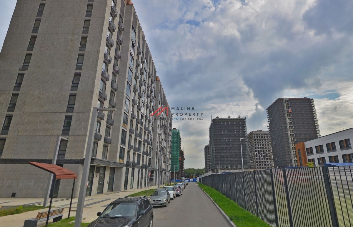 Продажа торгового помещения в новом доме