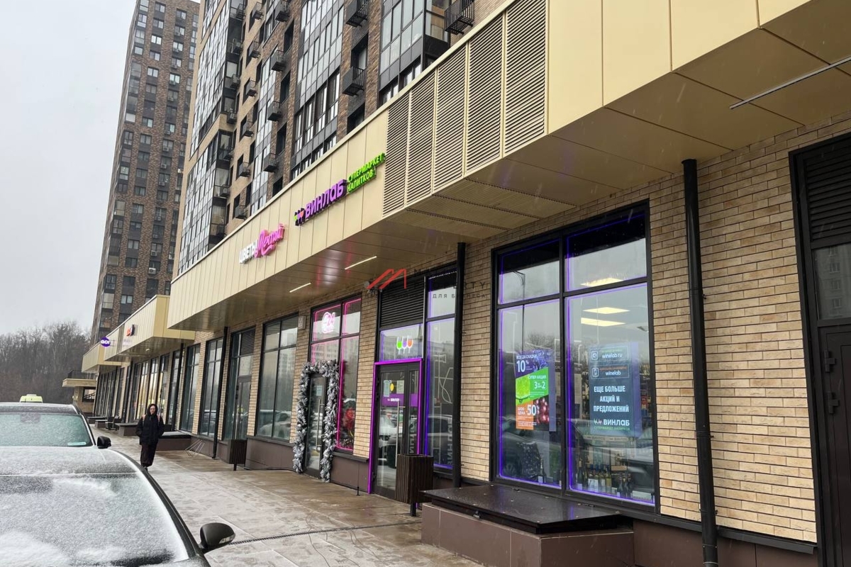 Продажа торгового помещения с арендаторами