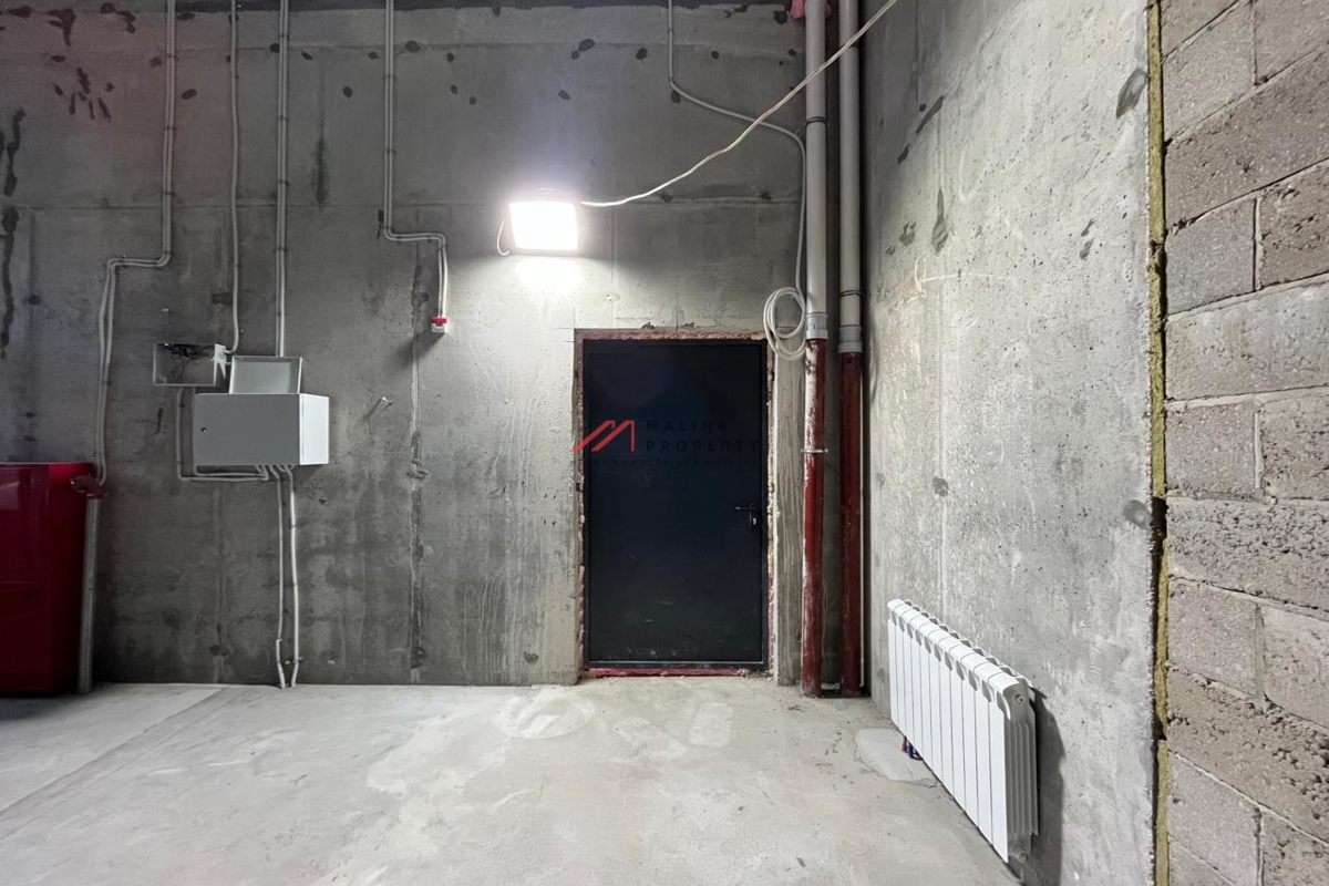 Продажа торгового помещения в новом доме 