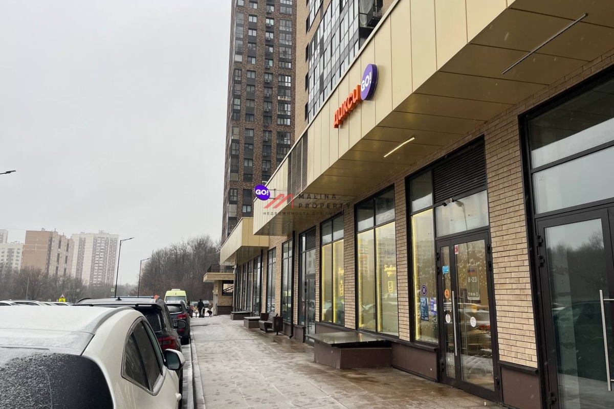 Продажа торгового помещения с магазином Дикси Go