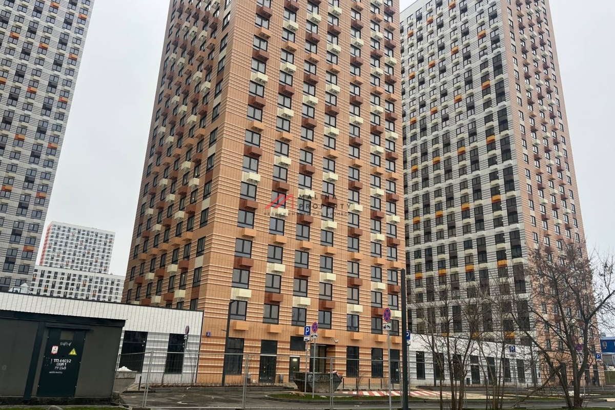 Продажа торгового помещения в ЖК "Амурский Парк"