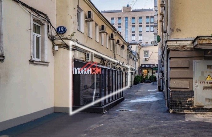 Продажа торгового помещения на Петровке 