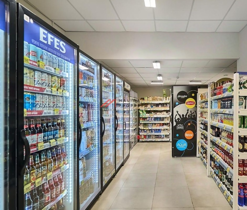 Продажа торгового помещения с арендатором Дикси 