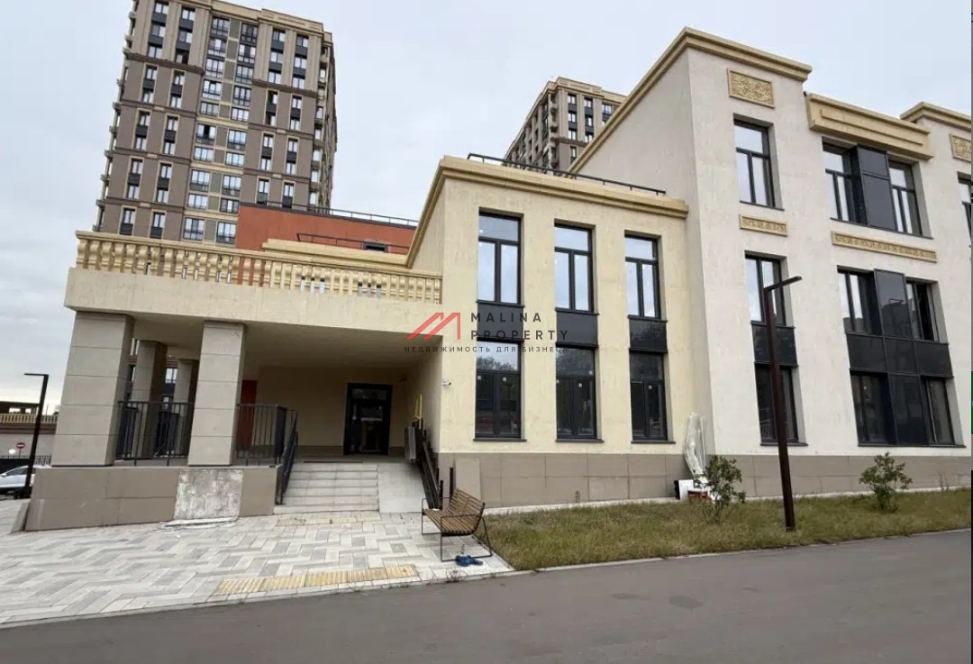 Продажа здания в жилом комплексе Большая Семерка