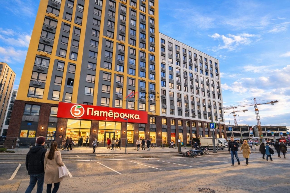 Продажа помещения с арендатором магазин "Пятерочка" в ЖК Лучи