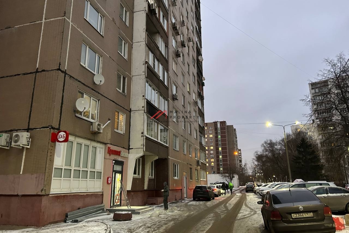 Продажа торгового помещения с арендатором Красное и Белое