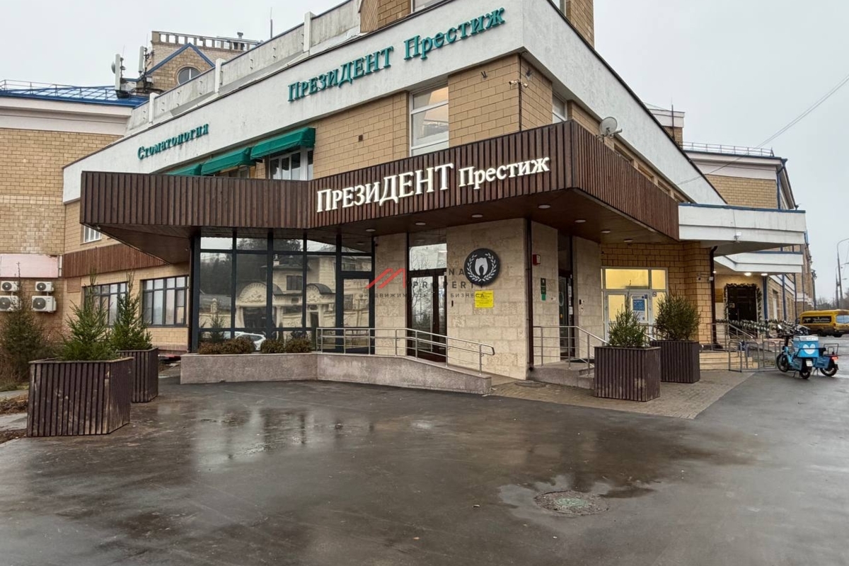 Продажа торгового помещения с арендатором "Яндекс Лавка"