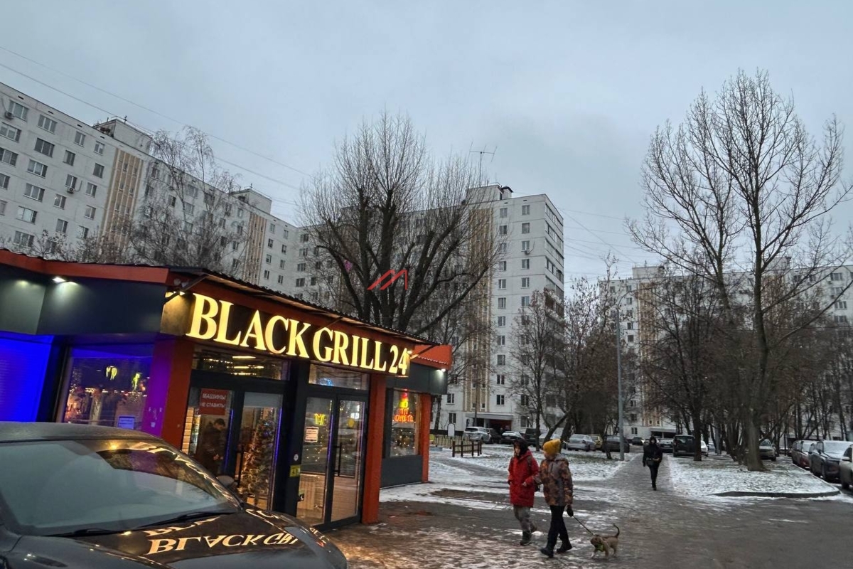 Продажа торгового здания с арендаторами 