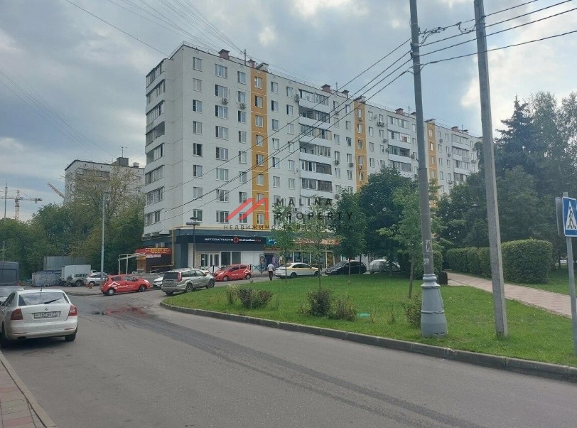 Продажа помещения рядом с метро Октябрьское поле