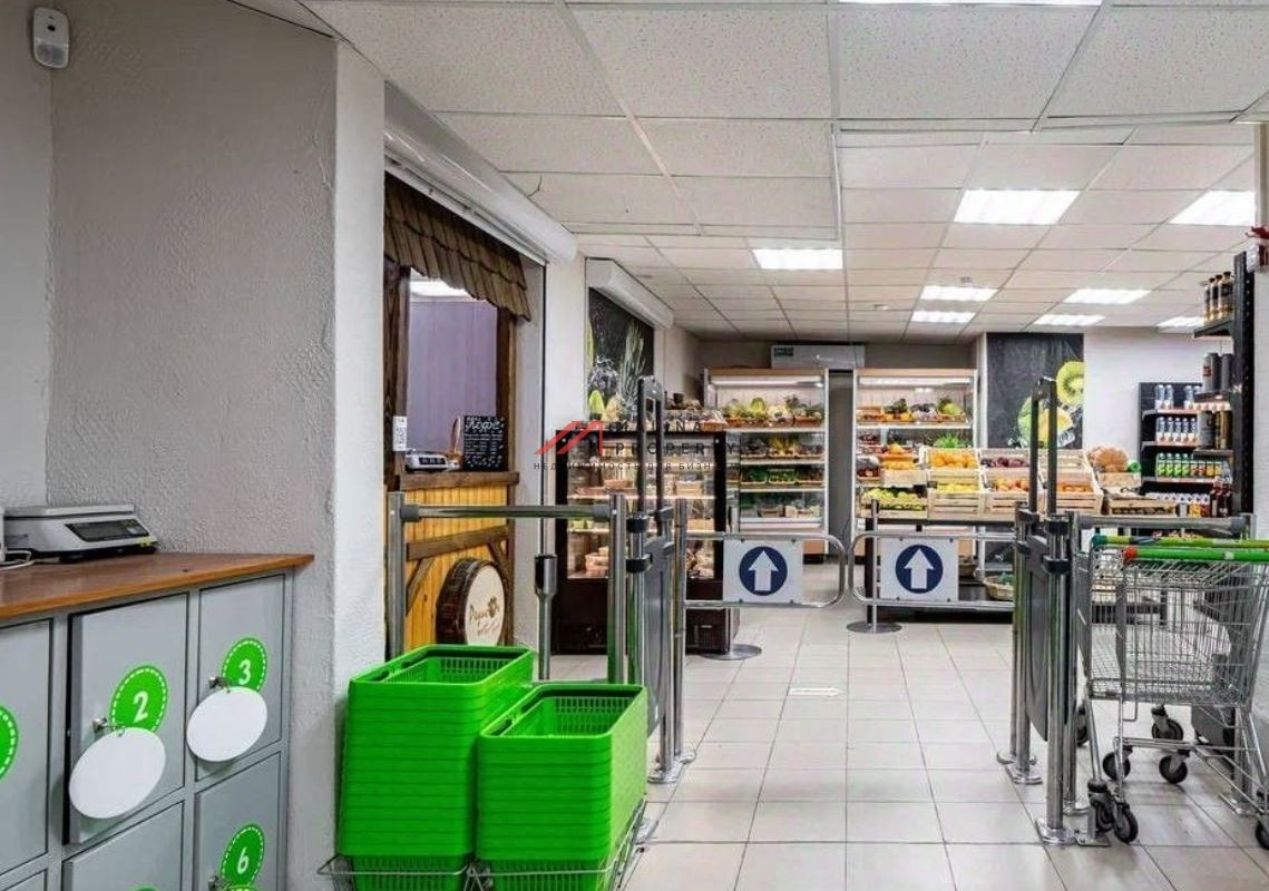 Продажа торгового помещения с арендаторами в Москве