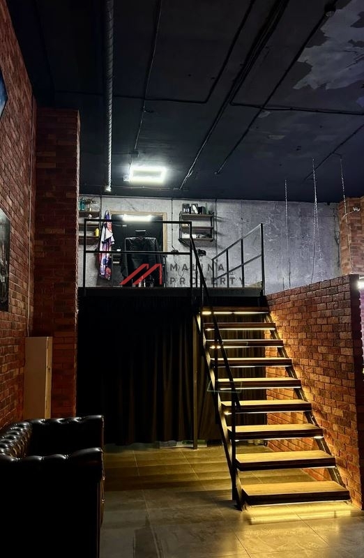 Продажа нежилого помещения с арендатором на Салтыковской улице