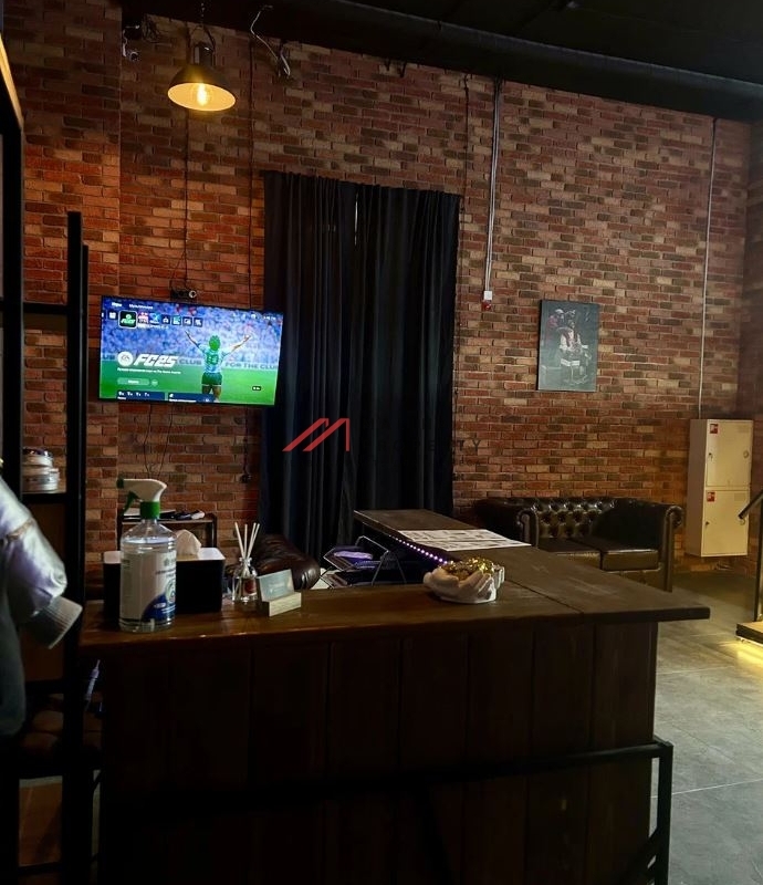 Продажа нежилого помещения с арендатором на Салтыковской улице