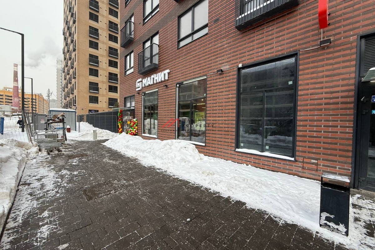 Продажа  помещения с магазином Магнит в ЖК "Барклая 6"