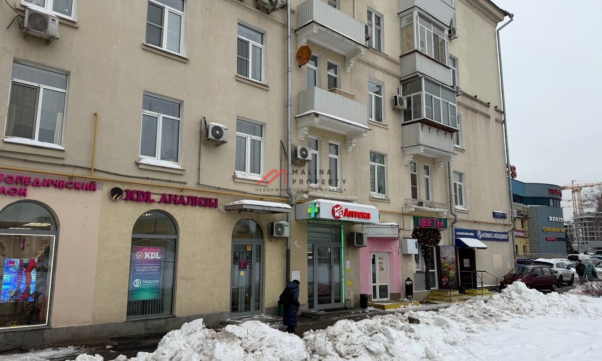 Продажа помещения с арендатором аптека у метро  Тушинская 