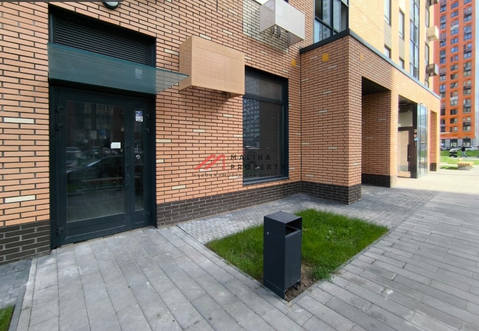 Продажа торгового помещения на Амурской