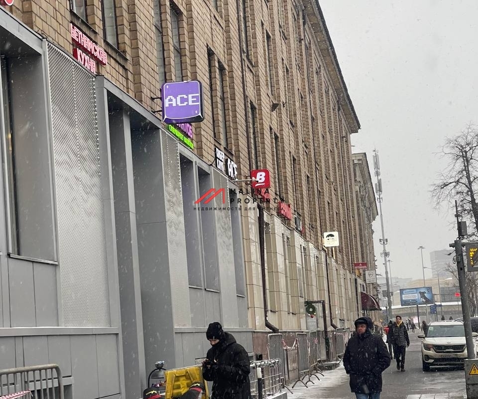 Аренда торгового помещения у метро Аэропорт