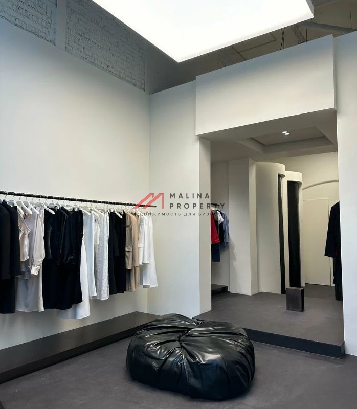 Аренда торгового помещения на Менделеевской