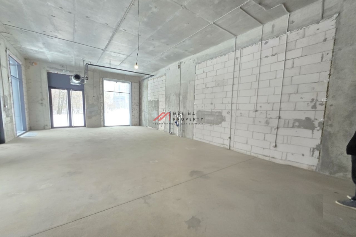 Аренда торгового помещения в ЖК "The Lake"