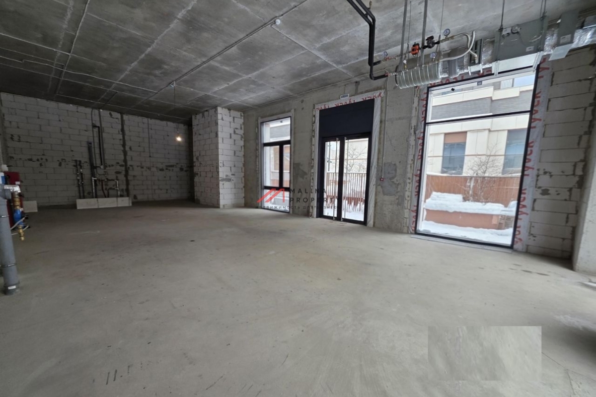 Аренда торгового помещения в ЖК "The Lake"