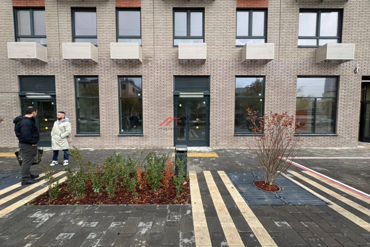 Аренда помещения на 1-й линии в ЖК Руставели