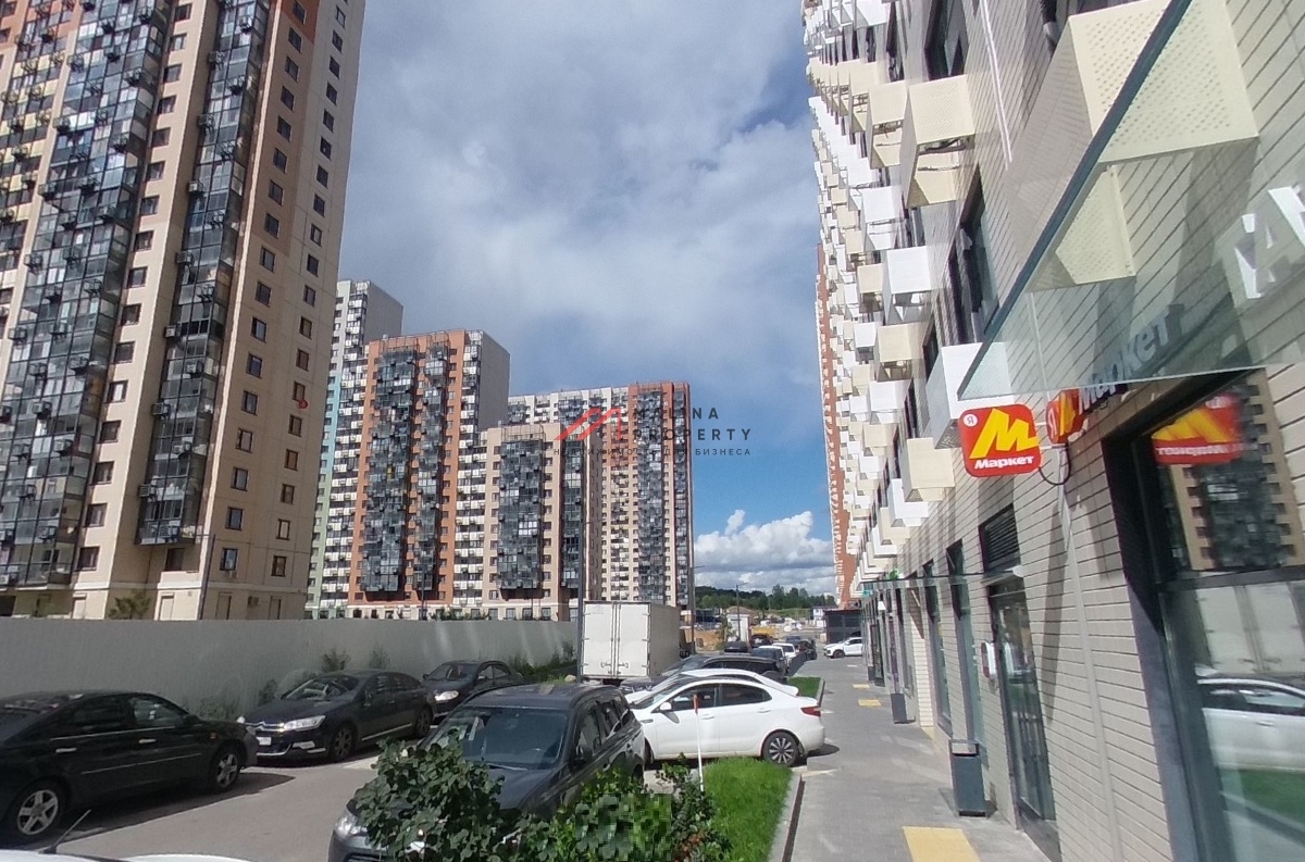 Продажа помещения с арендатором в ЖК "Митинский Лес"