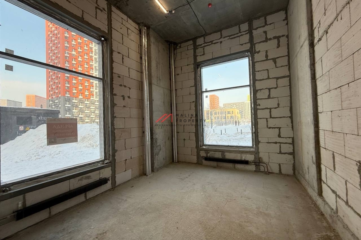 Продажа торгового помещения в ЖК "Саларьево Парк"