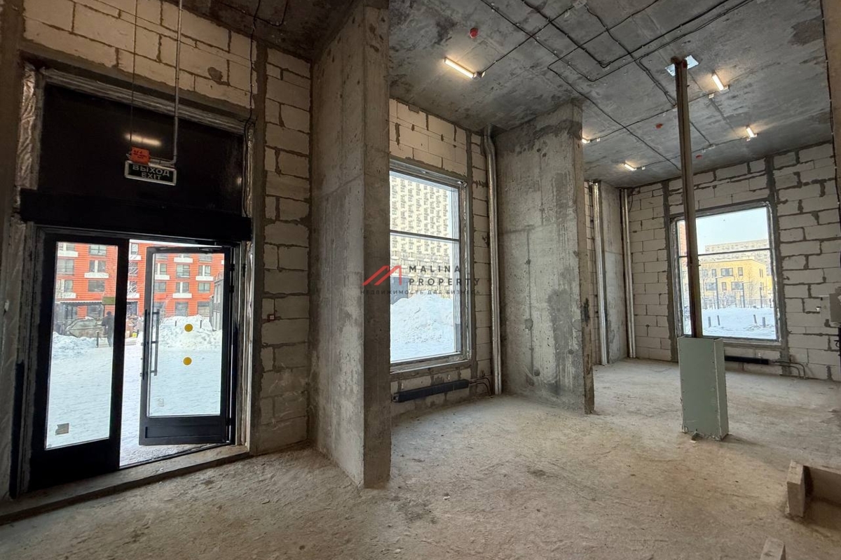 Продажа торгового помещения в ЖК "Саларьево Парк"