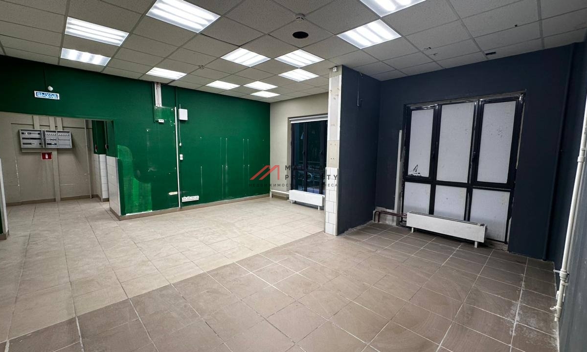 Аренда торгового помещения на Феодосийской