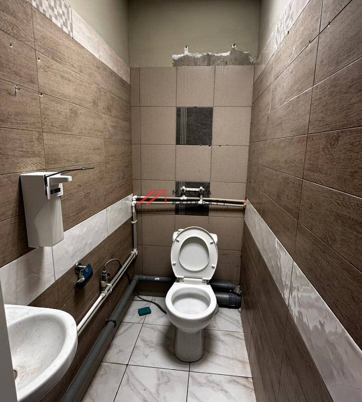 Аренда торгового помещения на Феодосийской