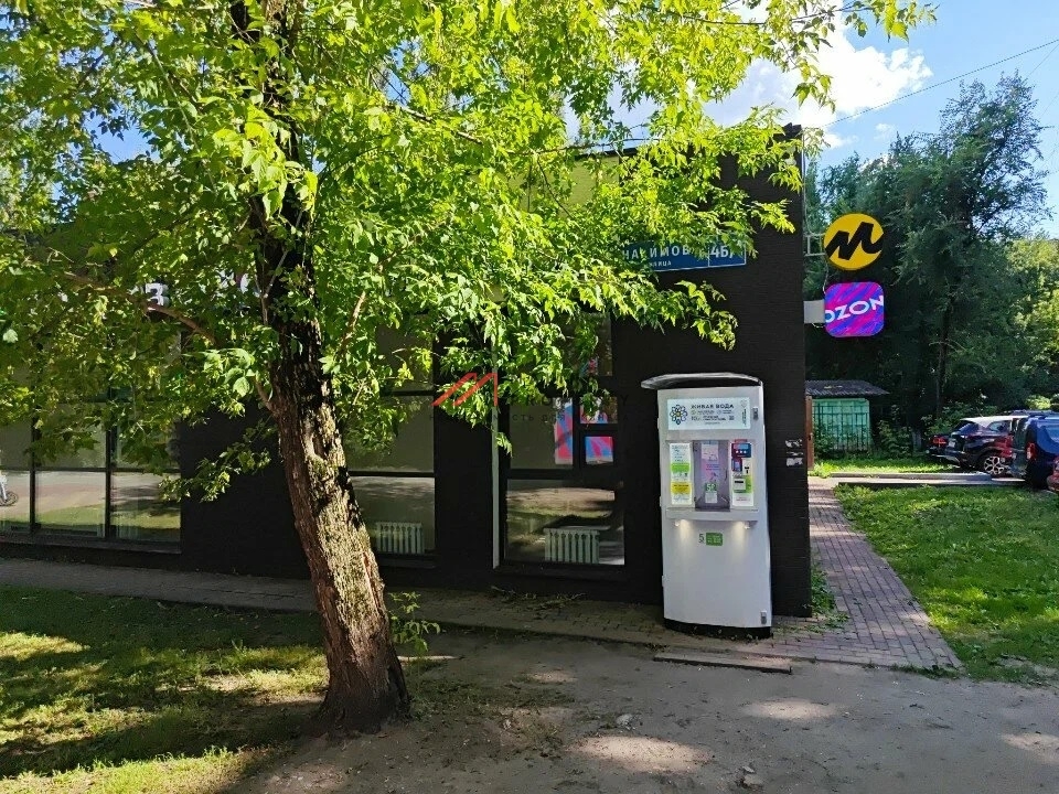 Продажа торгового здания с арендаторами в Химках 