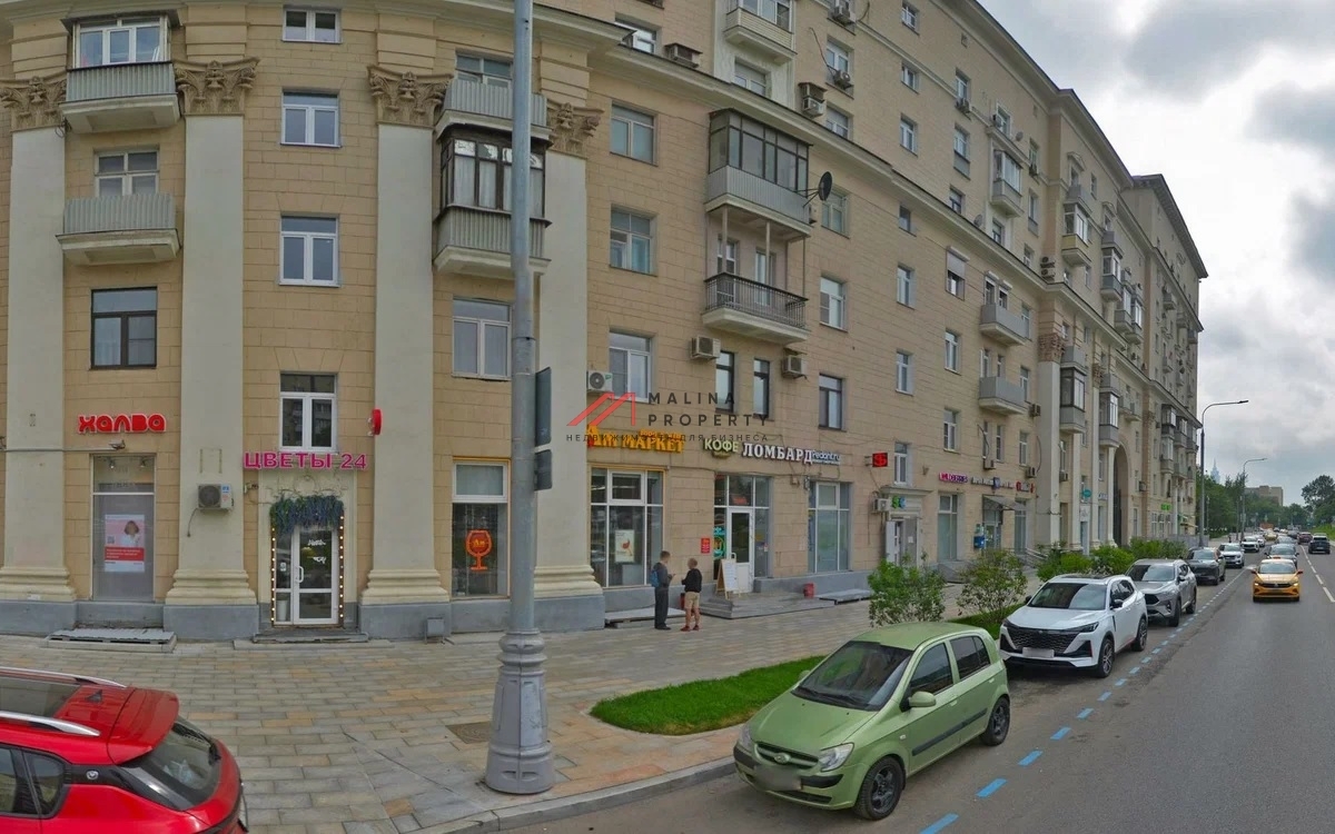 Продажа помещения с арендаторами у метро Войковская