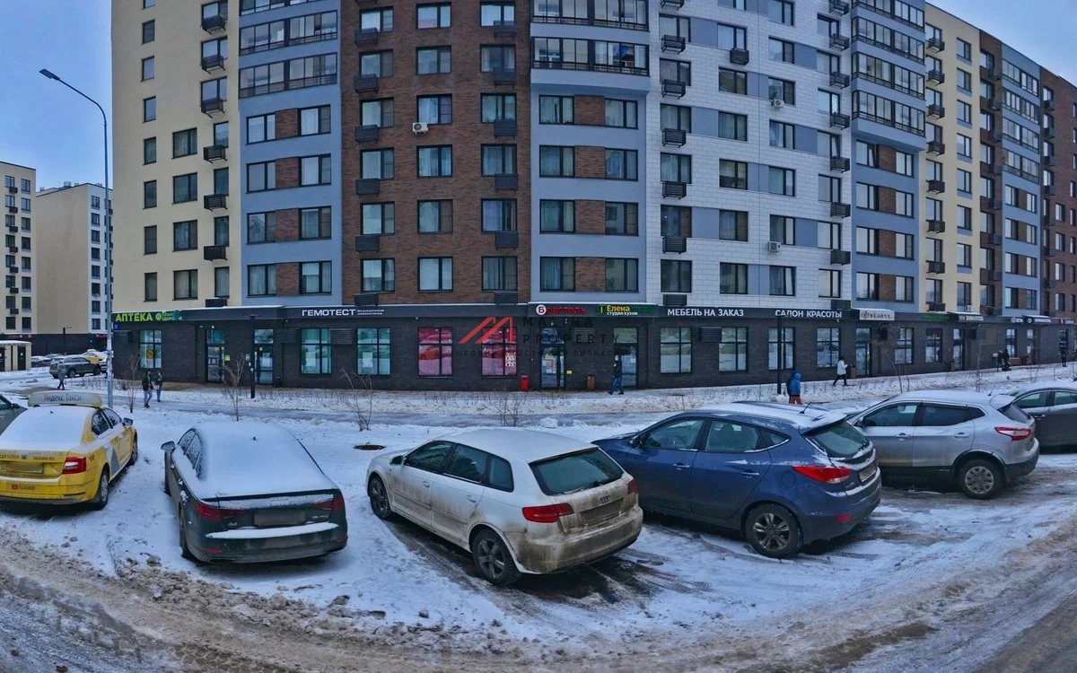 Продажа торгового помещения с арендатором "Бристоль"