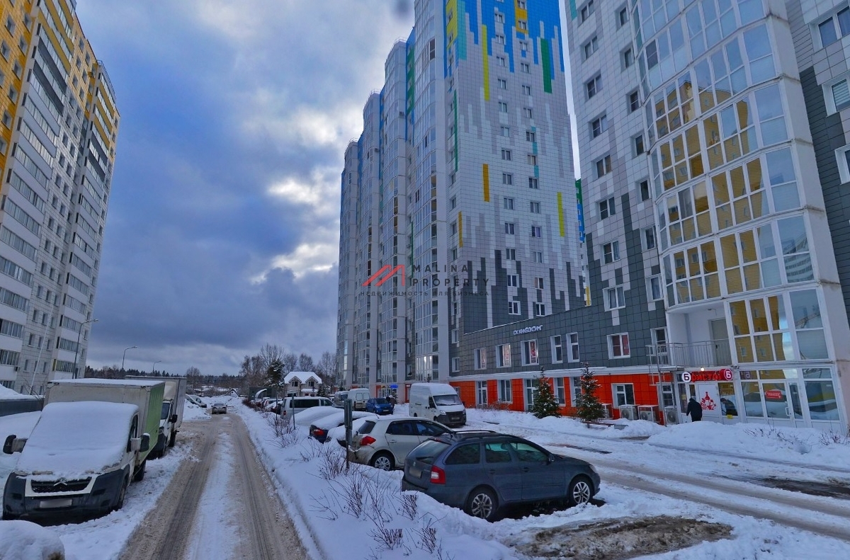 Продажа торгового помещения с арендатором Бристоль 