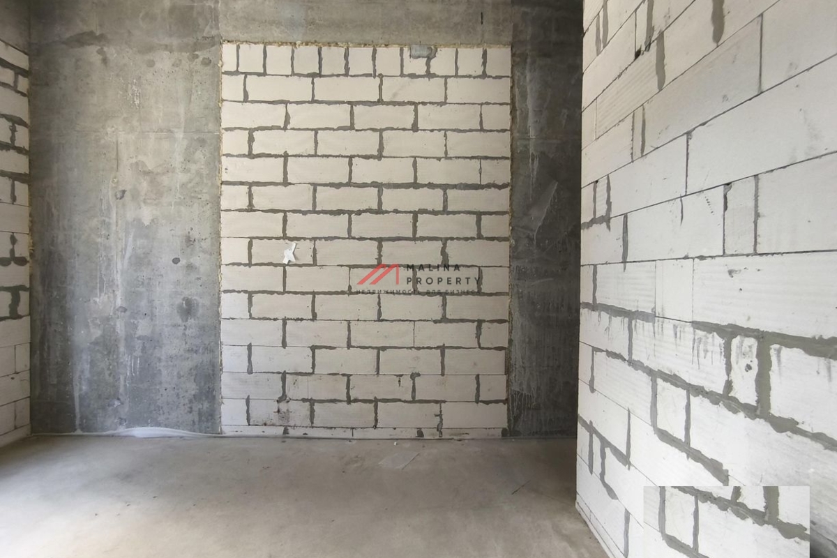 Аренда торгового помещения в новом доме 