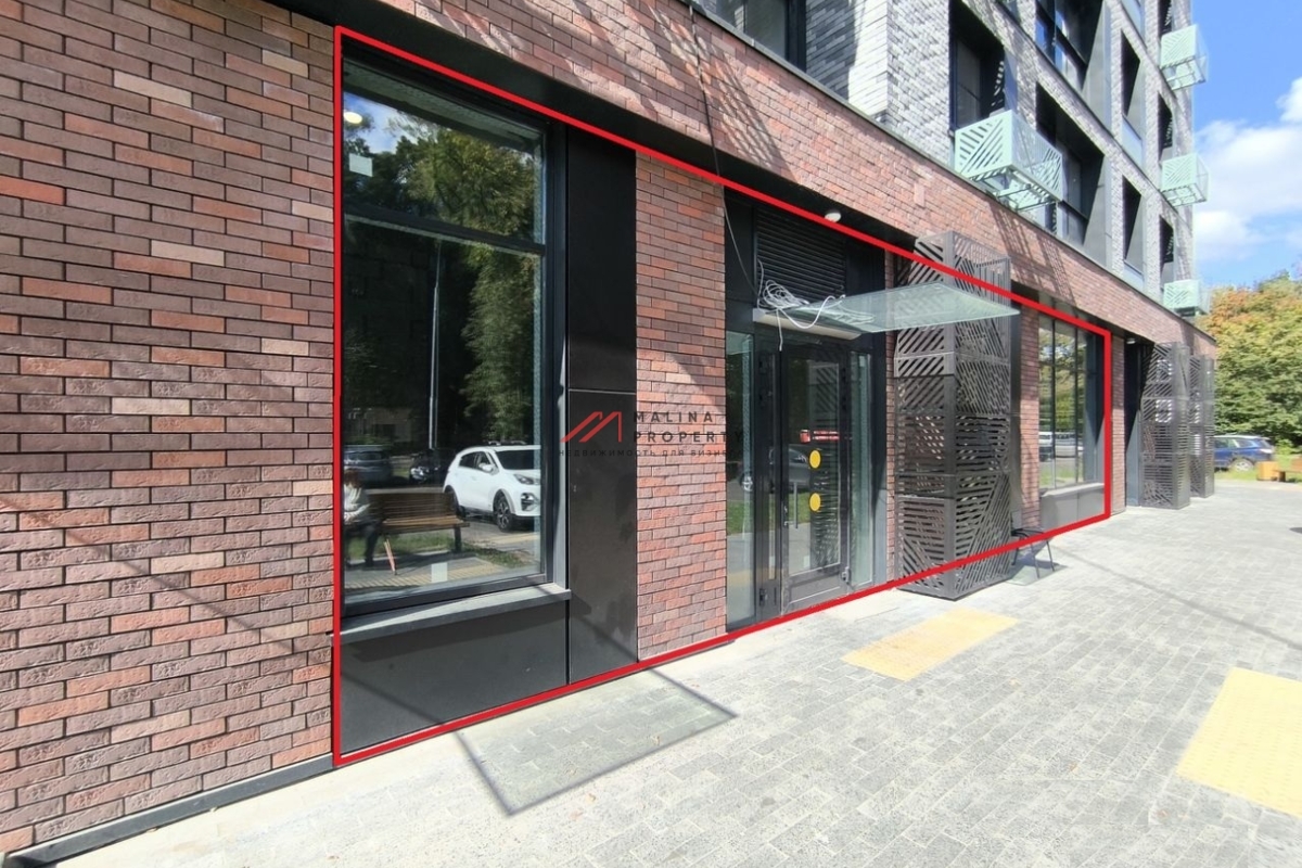 Аренда торгового помещения в новом доме 